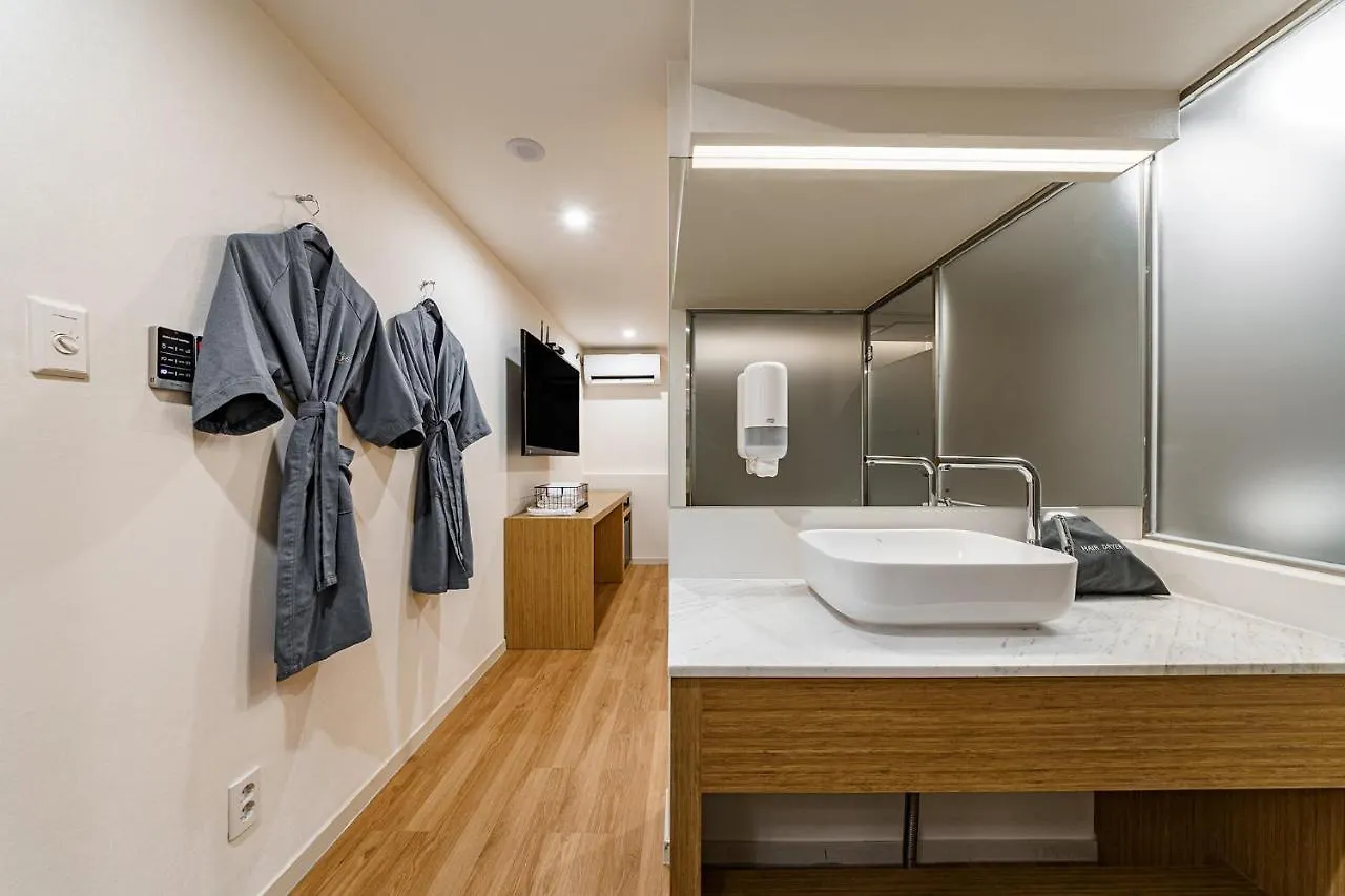 25Hours Hotel Busan 2*,